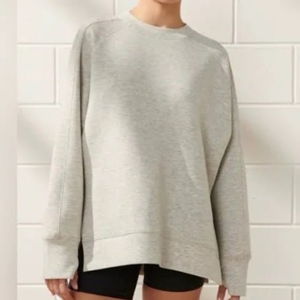 YPB Your Personal Best Light Grey Heathered Raglan Sleeve Sweatshirt Size S